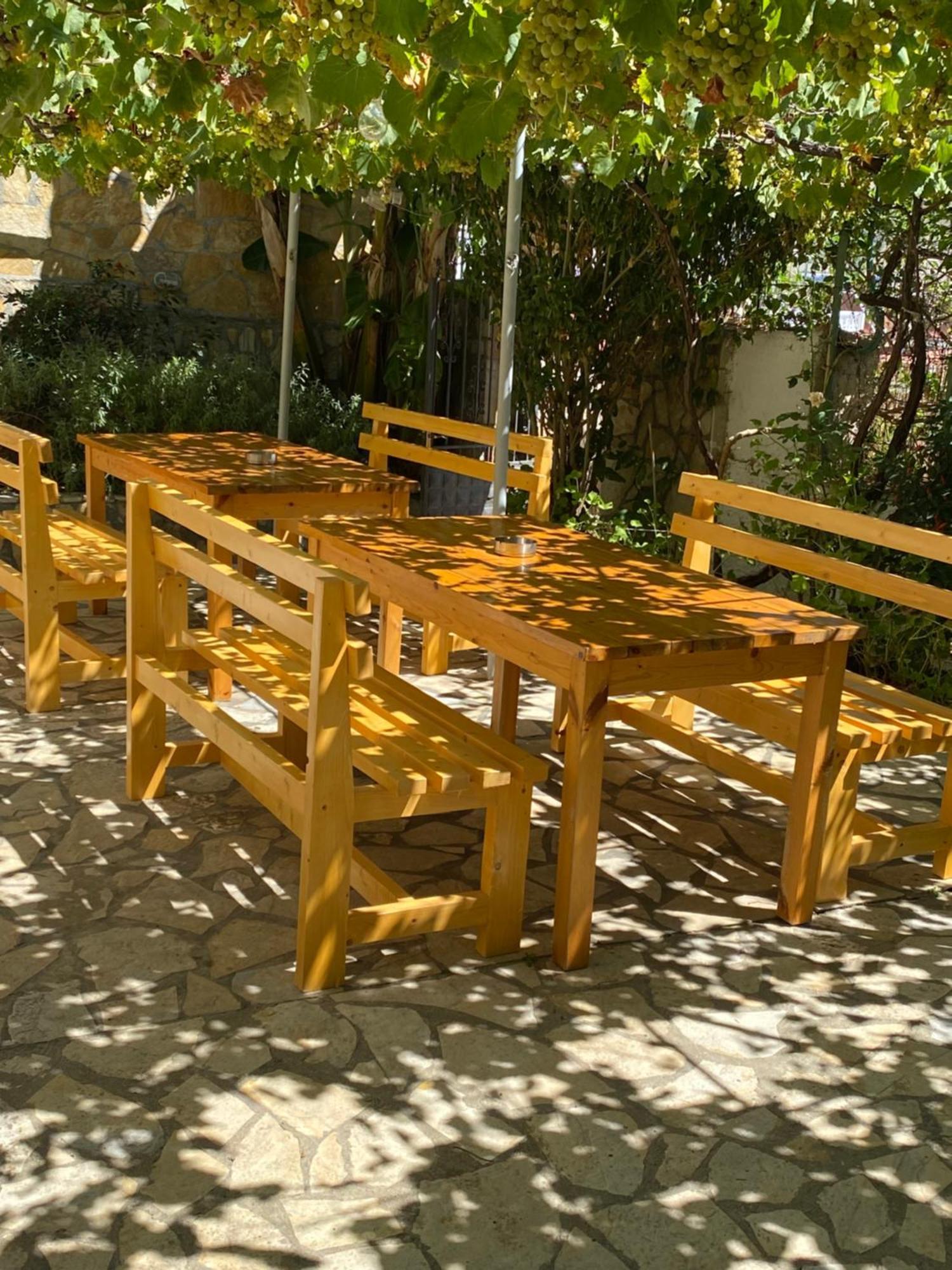 Vila Rapo Himare Bagian luar foto