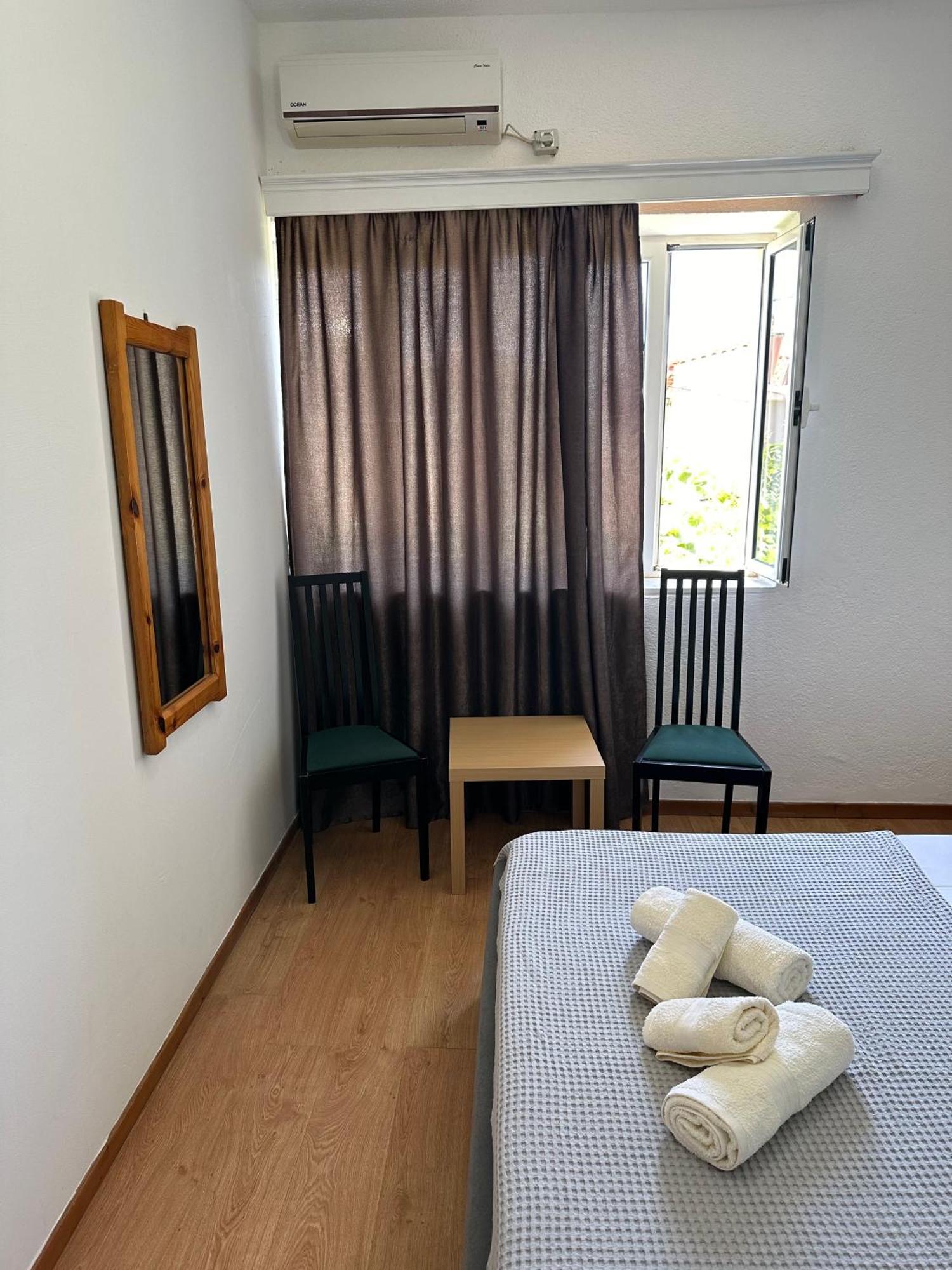 Vila Rapo Himare Bagian luar foto